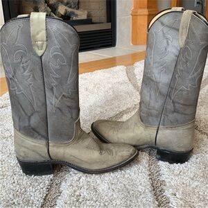Laredo Gray/taupe Women’s Cowboy Boots